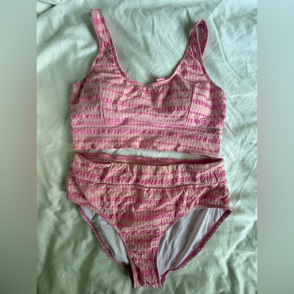 Vibrant Pink Striped Bikini Set - Picture 1 of 4